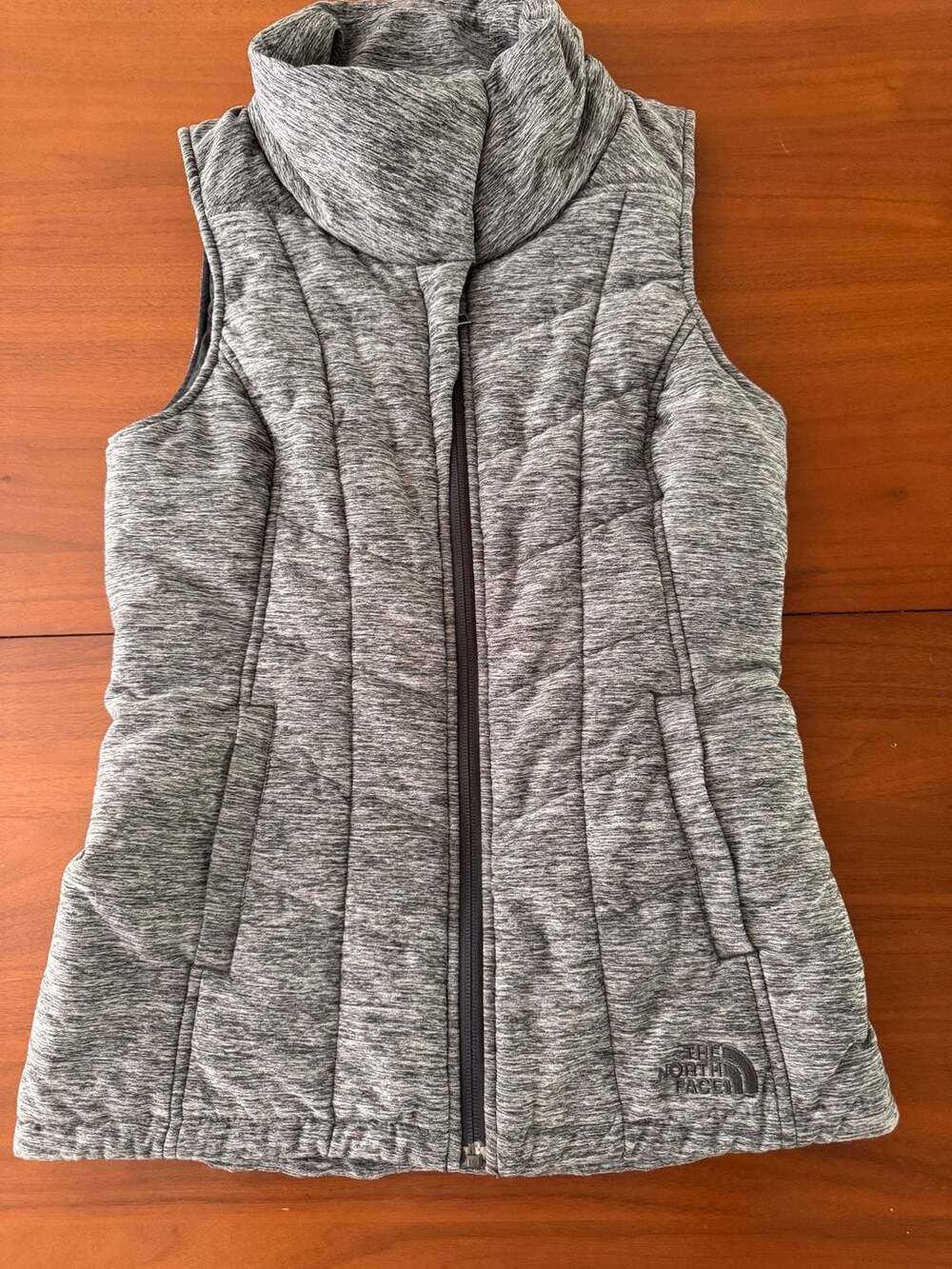 The North Face Women's Quilted Puffer Vest Gray Heather Size XS